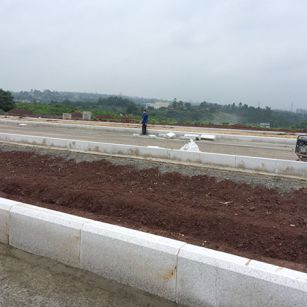 张家口花岗岩路沿石在市政道路上的应用