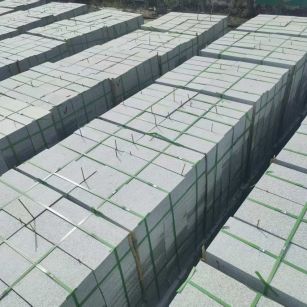 张家口 芝麻白1.8公分火烧300*600地铺，清仓大甩卖