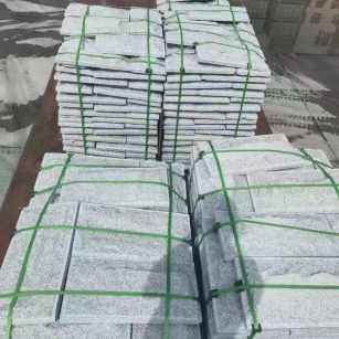 张家口 芝麻白蘑菇石装车出货