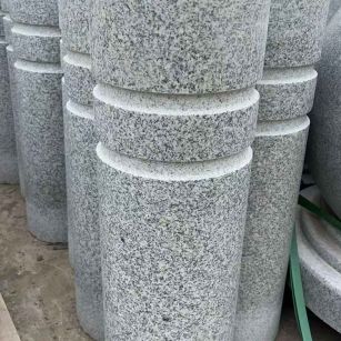 张家口 芝麻白花岗岩挡车柱、隔离柱多少钱