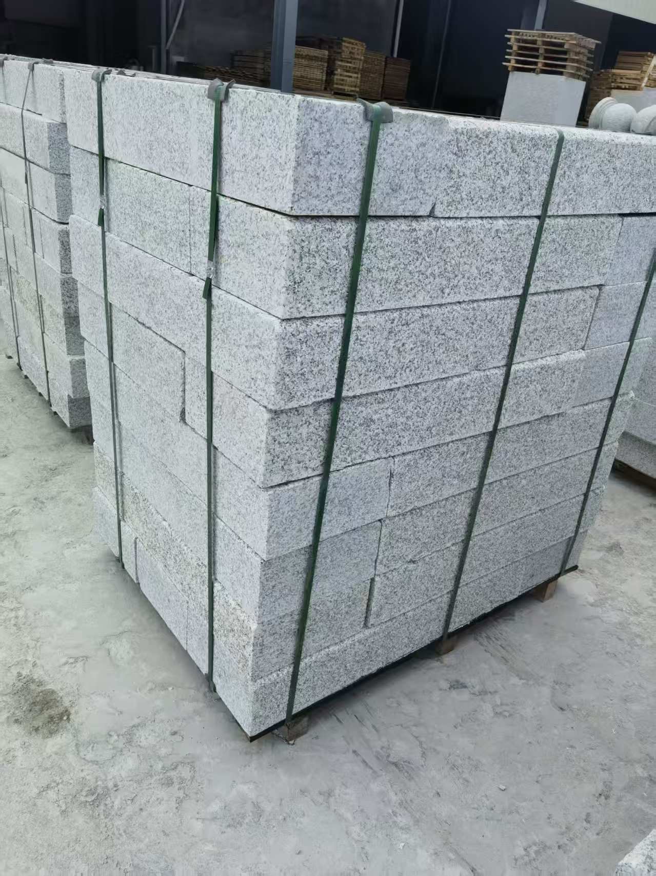 张家口 芙蓉白火烧两面路沿石