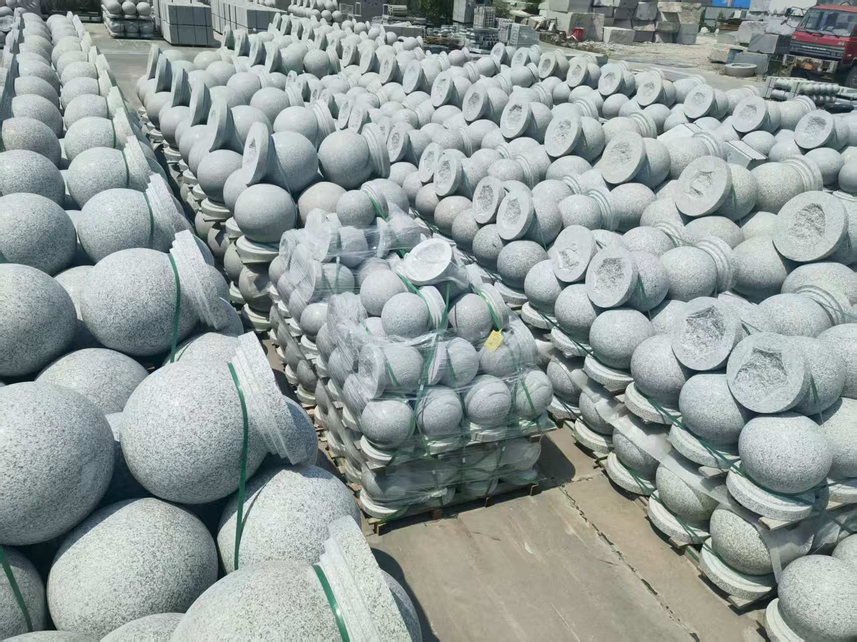 张家口 花岗岩实心圆球，石球，挡车球，挡车石，车止石，路障石。