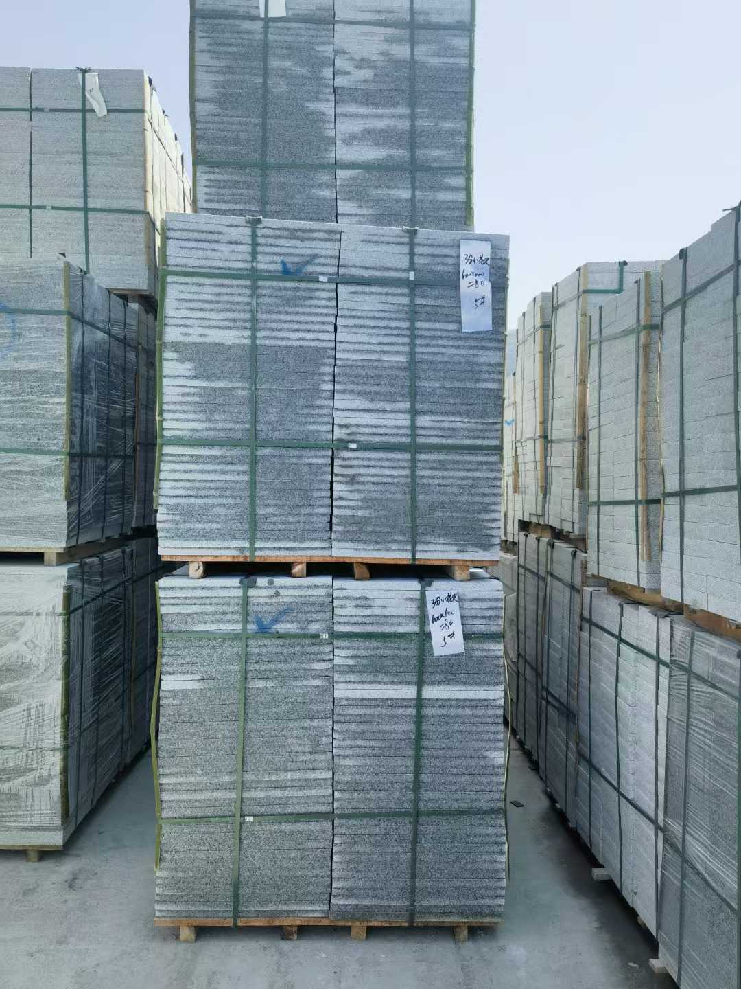 张家口芝麻白地铺成品